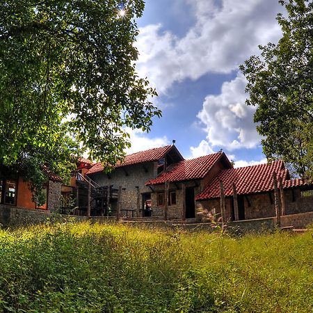 Kanha Earth Lodge Mandlā Zewnętrze zdjęcie