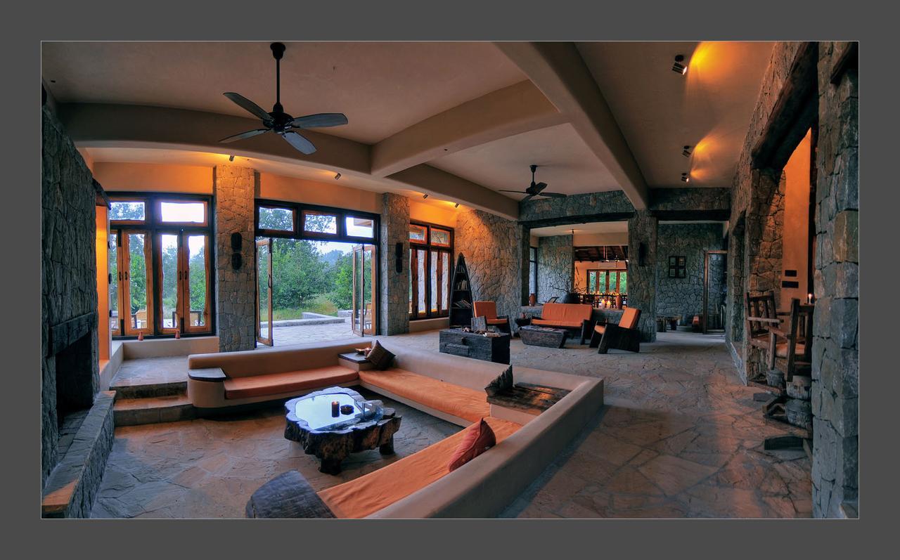 Kanha Earth Lodge Mandlā Zewnętrze zdjęcie