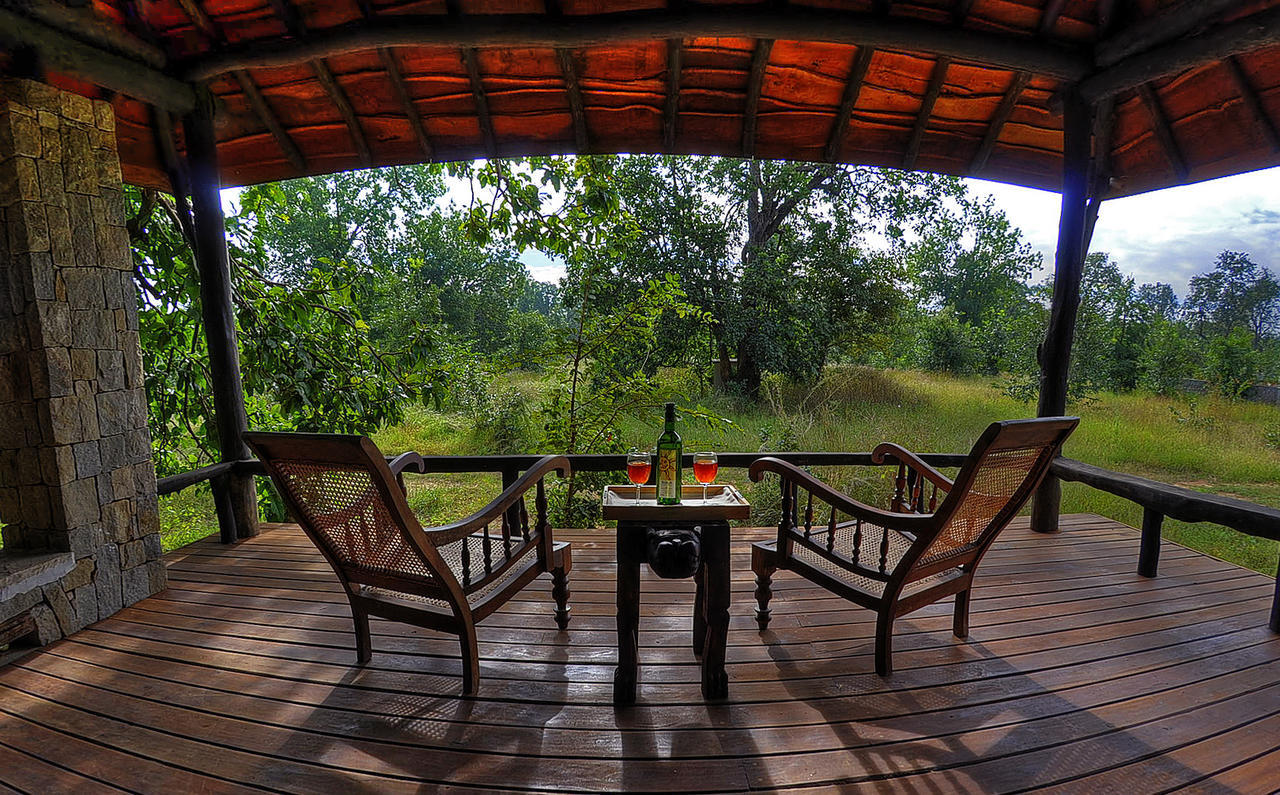 Kanha Earth Lodge Mandlā Zewnętrze zdjęcie