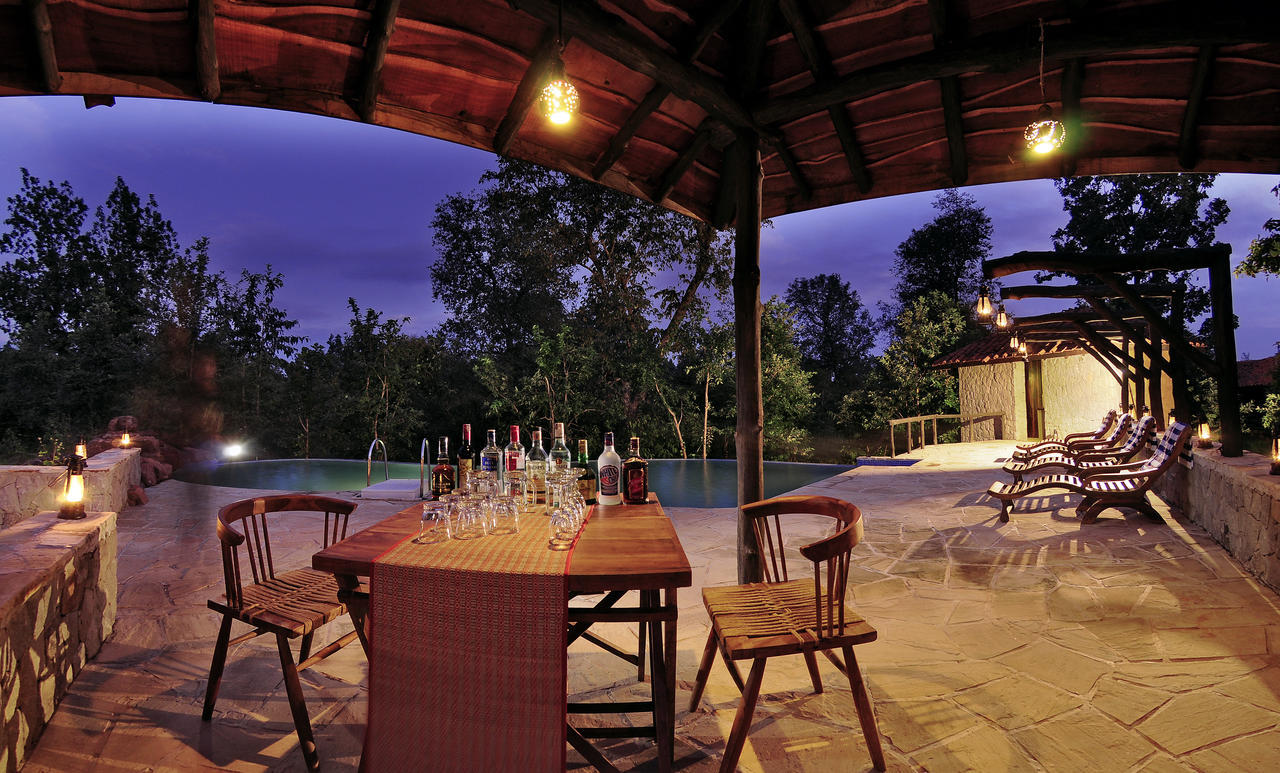 Kanha Earth Lodge Mandlā Zewnętrze zdjęcie